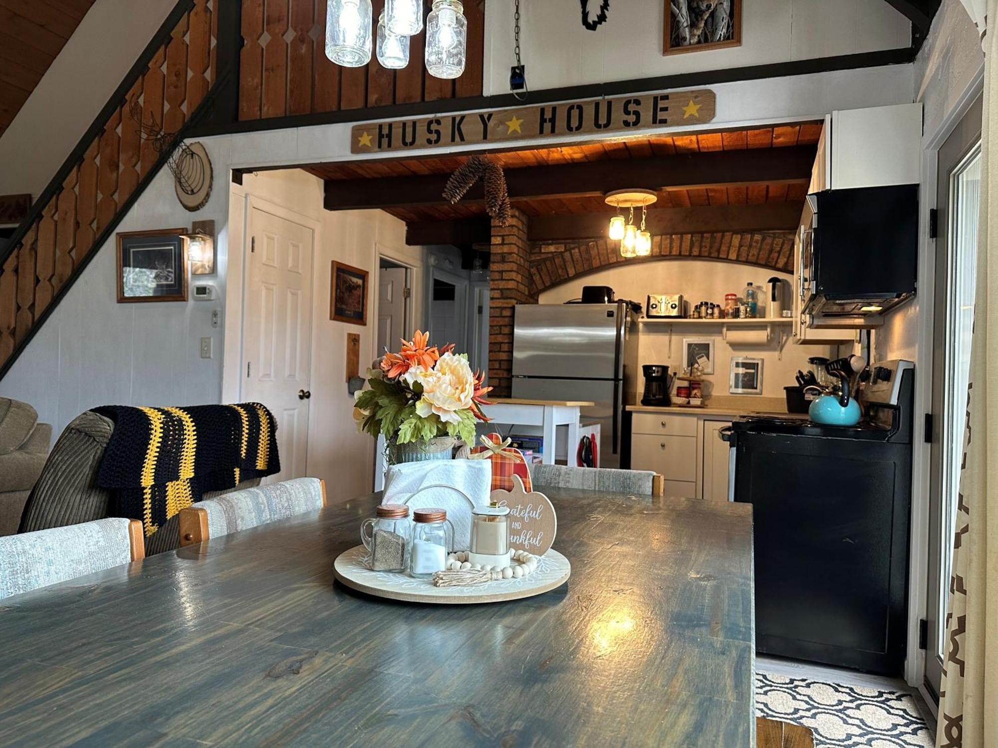 Husky House Villa เบสเซเมอร์ ภายนอก รูปภาพ