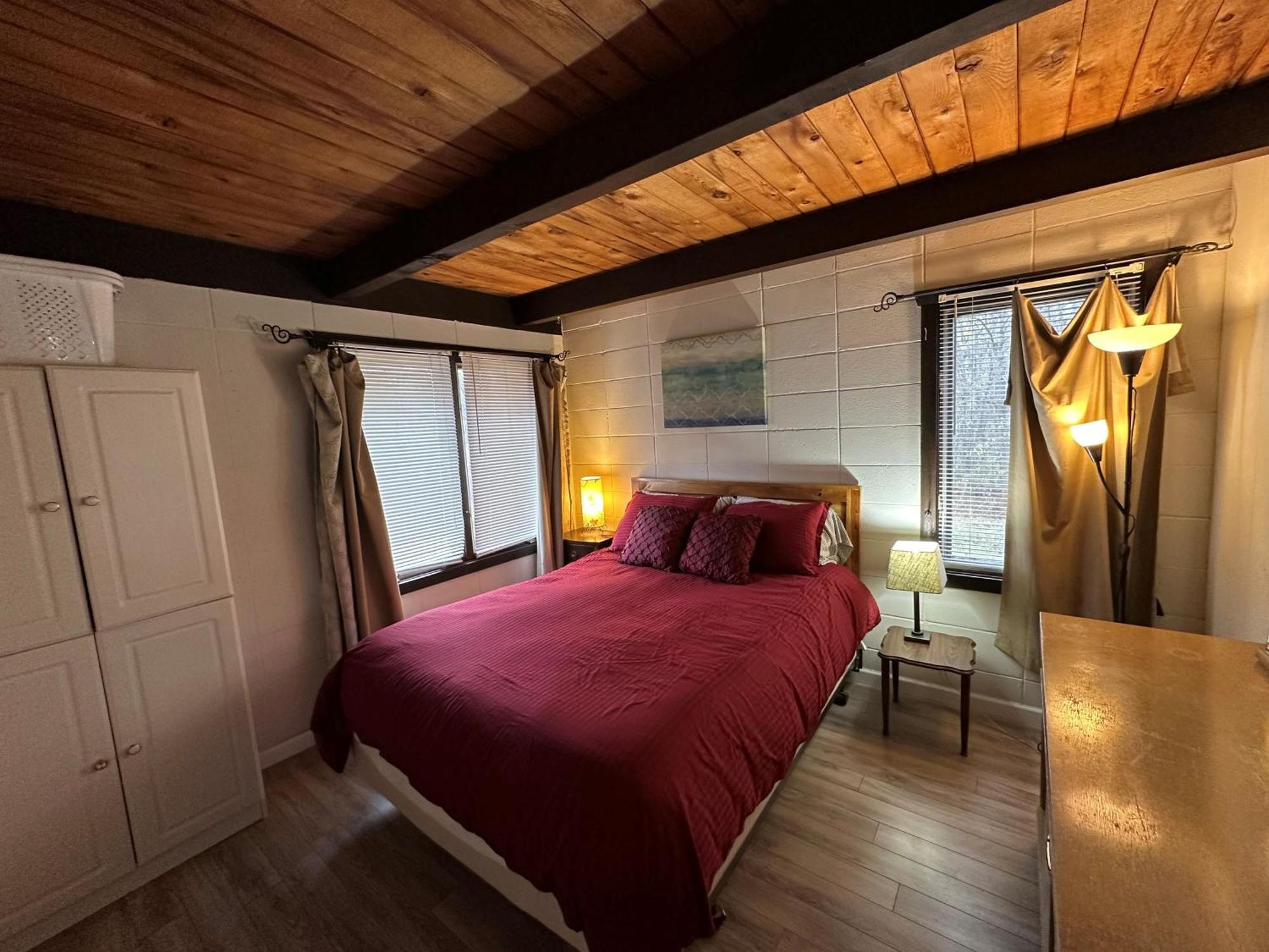 Husky House Villa เบสเซเมอร์ ภายนอก รูปภาพ
