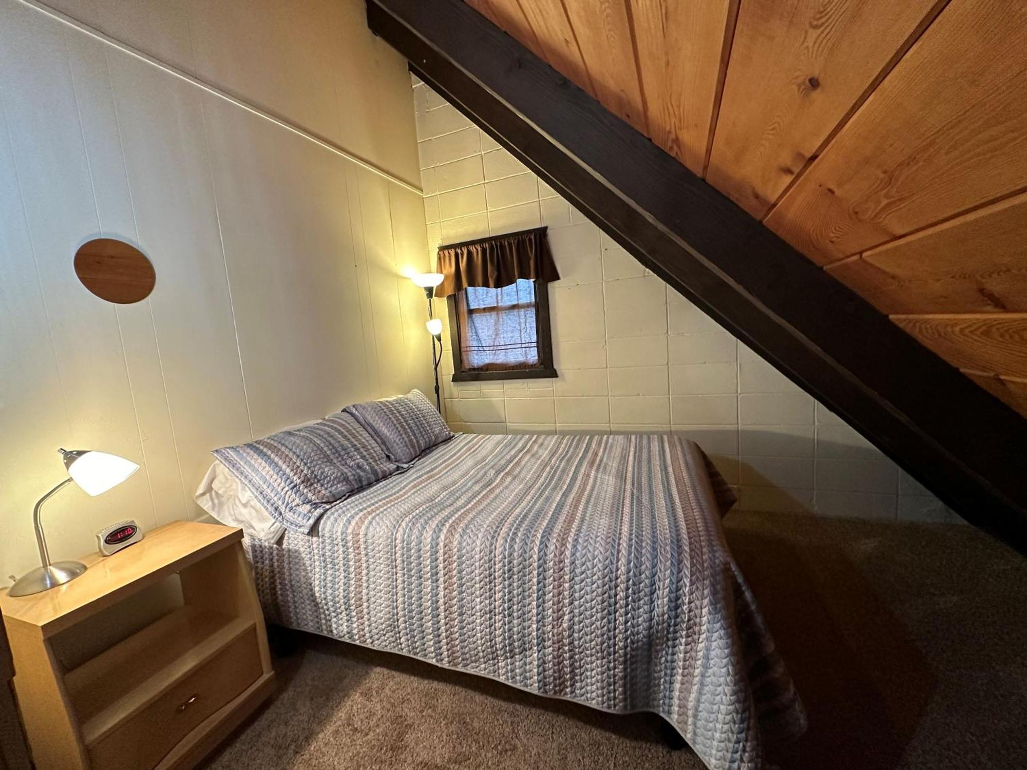 Husky House Villa เบสเซเมอร์ ภายนอก รูปภาพ